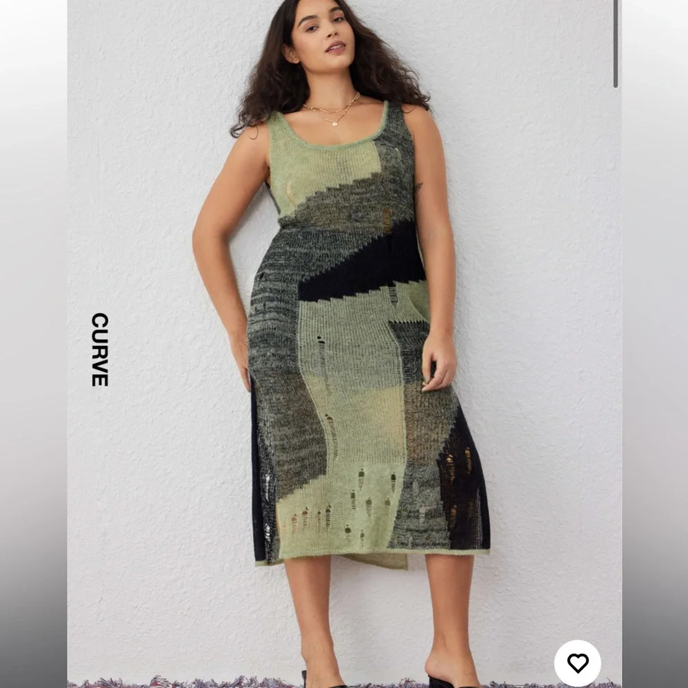 Cider Green and Black Knit destructed Dress 2X - Picture 2 of 11